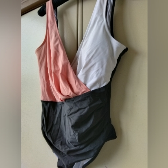 Designer Flattering Cupshe one piece bathing suit women's large Euro Summer - Picture 9 of 13